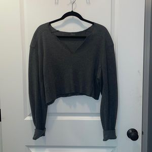Long Sleeve V-Neck Crop top